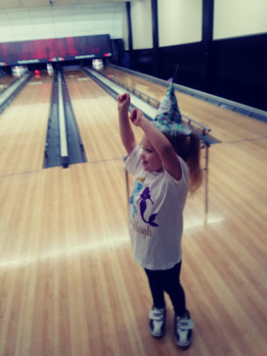 Bowling Alley «Floyd Bowling & Amusement Center», reviews and photos, 7 Riverbend Dr SW, Rome, GA 30161, USA