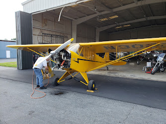 Foothills Regional Airport-KMRN