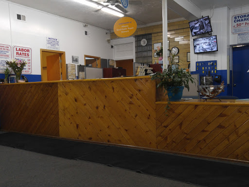 Auto Repair Shop «C & O Auto Rebuilders», reviews and photos, 10554 S Michigan Ave, Chicago, IL 60628, USA