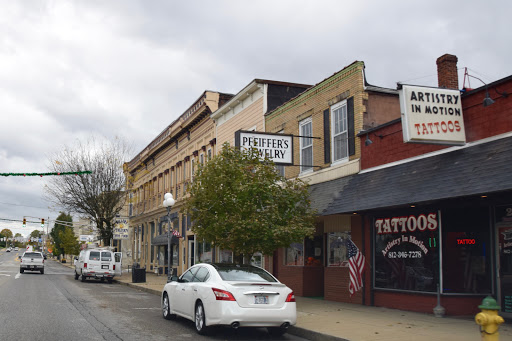 Tattoo Shop «Artistry In Motion», reviews and photos, 230 E Walnut St, North Vernon, IN 47265, USA
