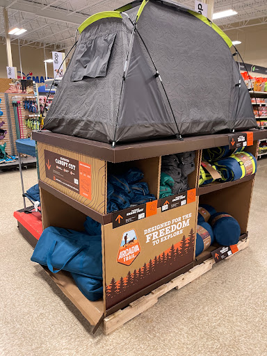 Pet Supply Store «PetSmart», reviews and photos, 5050 SE 14th St, Des Moines, IA 50320, USA