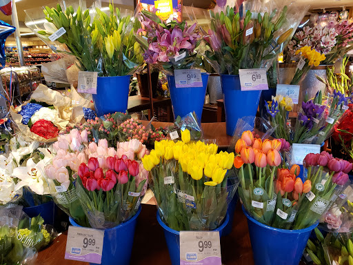 Grocery Store «Safeway», reviews and photos, 9080 Brooks Rd S, Windsor, CA 95492, USA