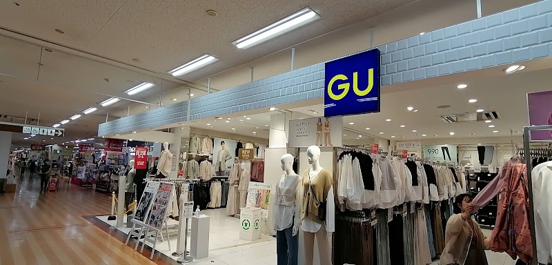 ジーユー（GU）ゆめタウン博多店