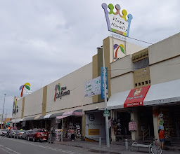 Plaza California photo