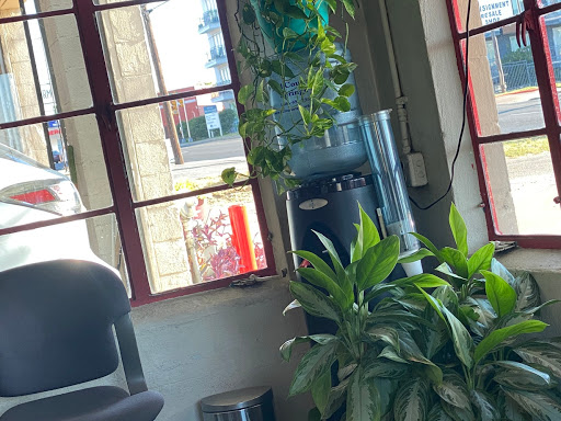 Auto Repair Shop «Arbor Auto Repair Austin», reviews and photos, 5422 Burnet Rd, Austin, TX 78756, USA