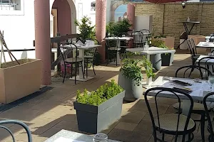 Le Colisée Restaurant et Distri'Traiteurs image