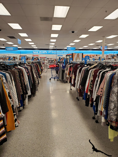 Clothing Store «Ross Dress for Less», reviews and photos, 212 Towne Center Dr, Compton, CA 90220, USA