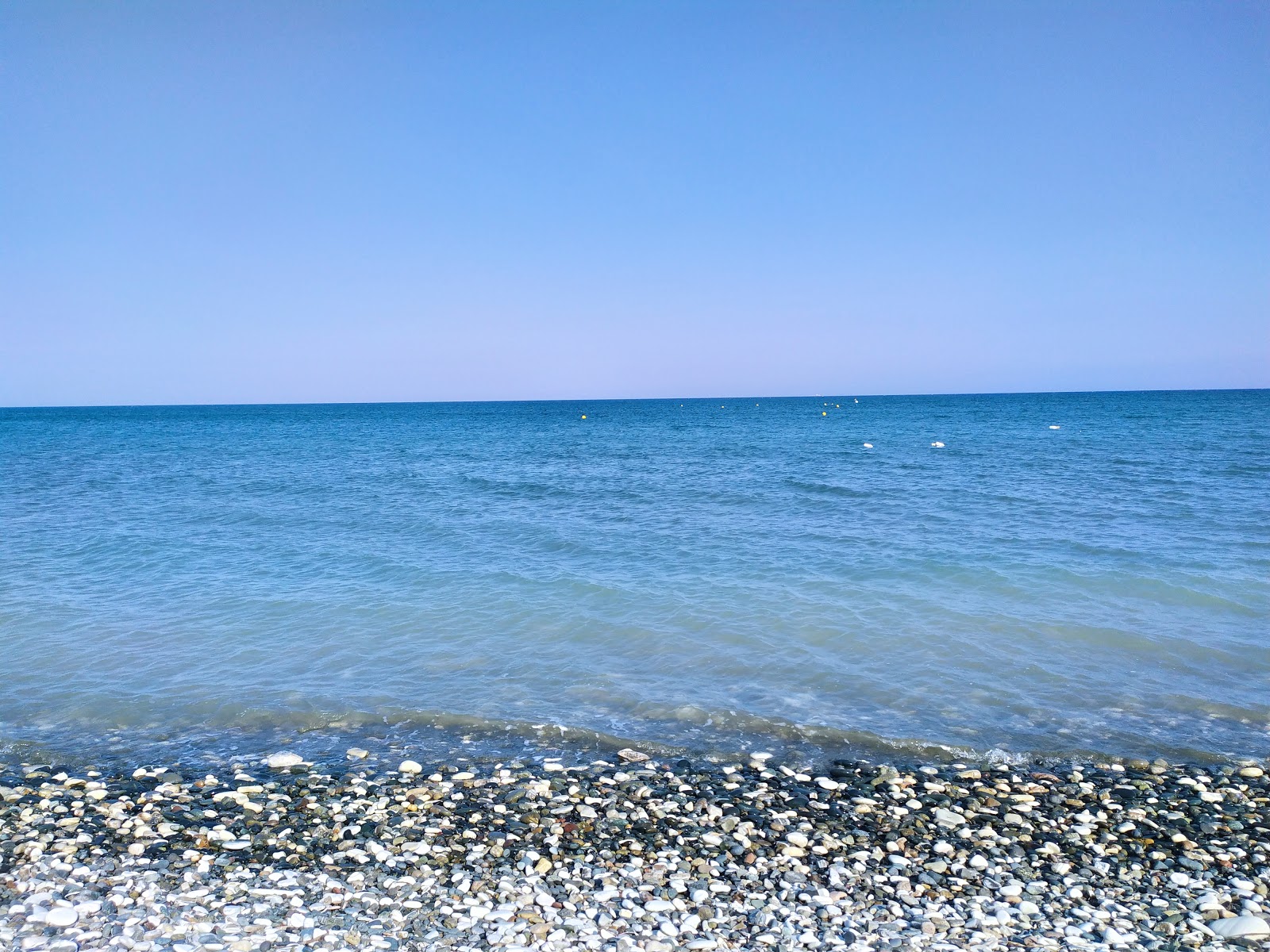 Foto de Mazotos beach II con muy limpio nivel de limpieza