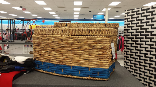 Clothing Store «Ross Dress for Less», reviews and photos, 2180 MacArthur Rd, Whitehall, PA 18052, USA