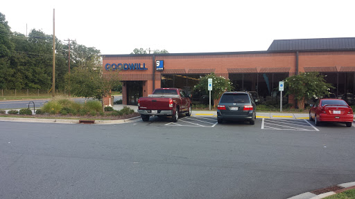 Thrift Store «Goodwill Retail Store», reviews and photos, 514 Waughtown St, Winston-Salem, NC 27127, USA