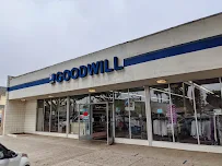 Goodwill Retail Store & Donation Center - Car repair in Oxnard, CA, Oxnard - Rated 4.1/5