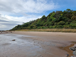Rosemarkie Beach Caves'in fotoğrafı çok temiz temizlik seviyesi ile