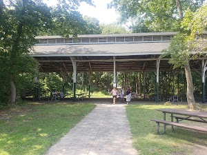 Trolley Pavillion - photo 27