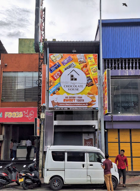 The Chocolate House — Imported chocolates, biscuits & gift hampers. Fast delivery in Colombo & islandwide shipping.