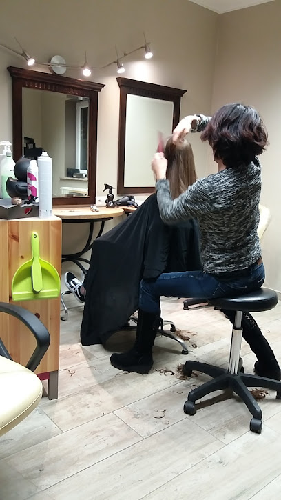 Salon de coiffure /Aux Couleurs Du Temps / Marie-eve Personne