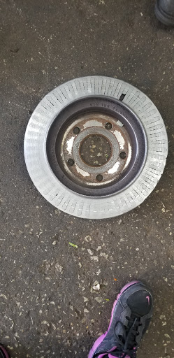 Auto Repair Shop «Velasquez Complete Auto Care», reviews and photos, 5317 S Archer Ave, Chicago, IL 60632, USA