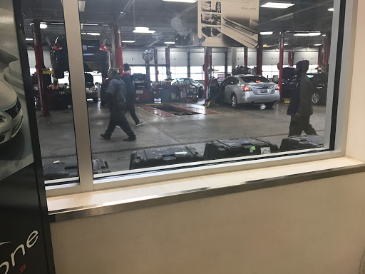 Nissan Dealer «Al Piemonte Nissan», reviews and photos, 1600 W North Ave, Melrose Park, IL 60160, USA