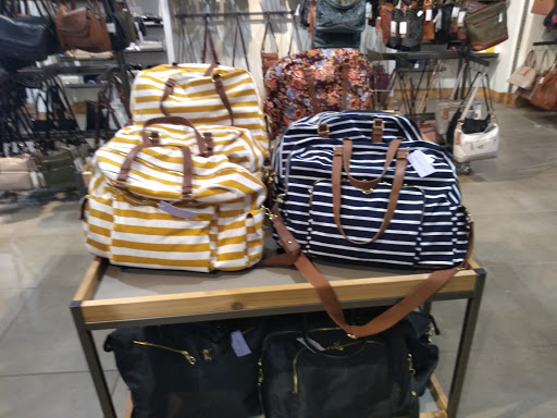 Shoe Store «DSW Designer Shoe Warehouse», reviews and photos, 1 Walden Galleria, Buffalo, NY 14225, USA