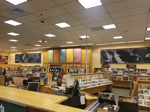 Book Store «Barnes & Noble», reviews and photos, 17111 Haggerty Rd, Northville, MI 48168, USA