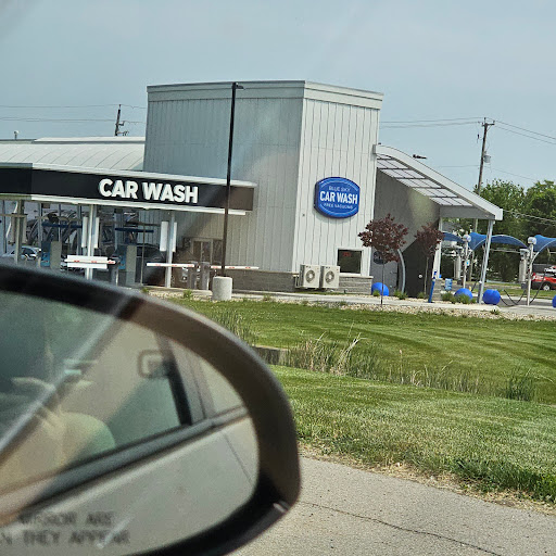 Blue Sky Car Wash (Polaris) en Lewis Center