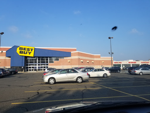 Electronics Store «Best Buy», reviews and photos, 1851 Sunrise Hwy, Bay Shore, NY 11706, USA