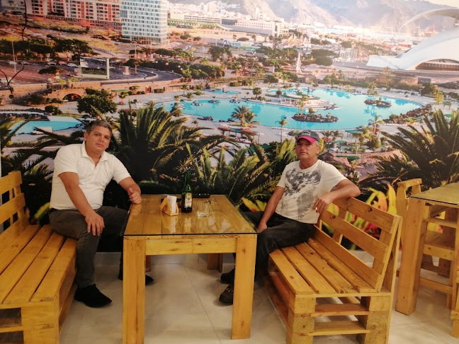 Opiniones de Tenerife-Bar -Restaurante en Santo Domingo de los Colorados - Pub