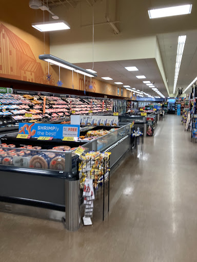 Grocery Store «Kroger», reviews and photos, 1365 Stoneridge Dr, Gahanna, OH 43230, USA