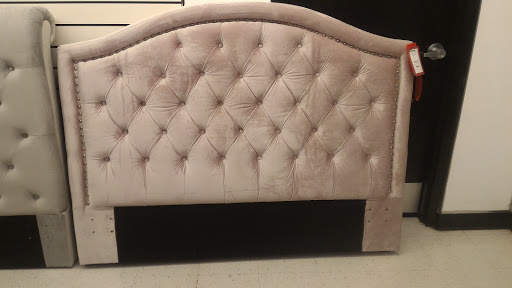 Department Store «T.J. Maxx & HomeGoods», reviews and photos, 2692 Madison Rd F, Cincinnati, OH 45208, USA