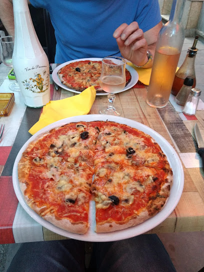 Pizzeria Taormina - 8 Rue Dumont d,Urville, 83000 Toulon, France
