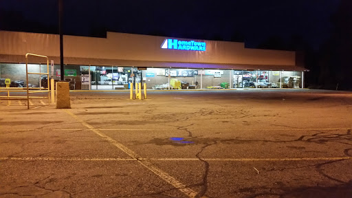 Hometown Hardware, 127 Plaza Loop, Canton, NC 28716, USA, 