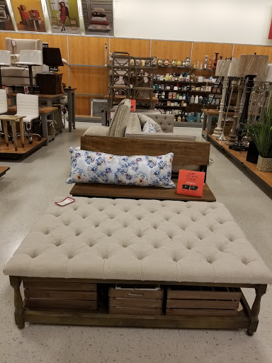 Department Store «T.J. Maxx», reviews and photos, 321 Collins Rd NE, Cedar Rapids, IA 52404, USA