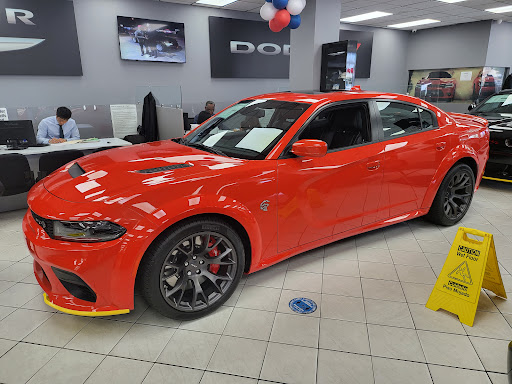 Car Dealer «Bayside Chrysler Jeep Dodge», reviews and photos, 21219 Northern Blvd, Bayside, NY 11361, USA