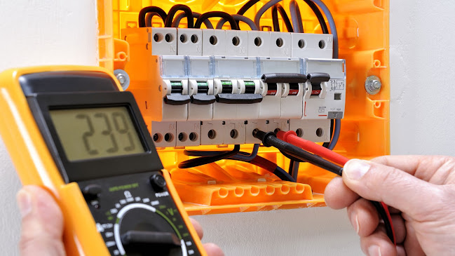Comments and reviews of TW ELECTRICAL CONTRACTOR - Derby