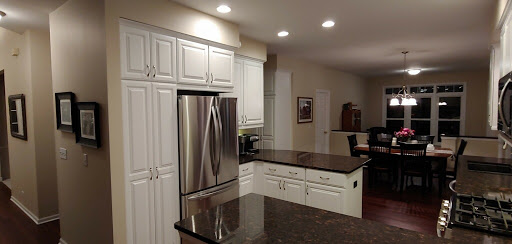 Paint Store «Calumet Paint & Wallpaper Inc. - Blue Island», reviews and photos, 12120 S Western Ave, Blue Island, IL 60406, USA