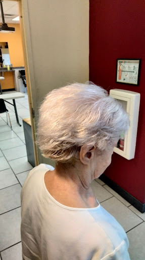 Beauty School «Empire Beauty School», reviews and photos, 554 Westport Rd, Elizabethtown, KY 42701, USA