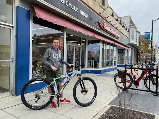 Bicycle Store «South Shore Cyclery», reviews and photos, 4758 S Packard Ave, Cudahy, WI 53110, USA