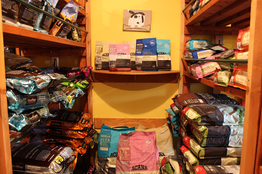 Pet Supply Store «Wally Pets», reviews and photos, 4411 Wallingford Ave N, Seattle, WA 98103, USA