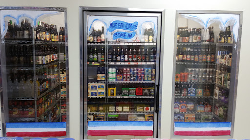 Liquor Store «The Red Barn Liquor», reviews and photos, 1760 W 6th St #101, Corona, CA 92882, USA