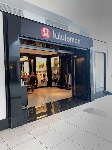 Sportswear Store «lululemon», reviews and photos, 8702 Keystone Crossing #21, Indianapolis, IN 46240, USA