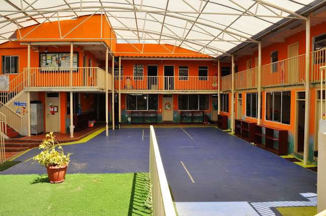ISM - Kids - Quito