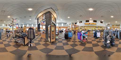 Motorcycle Dealer «McGrath Dubuque Harley Davidson», reviews and photos, 145 N Cres Ridge, Dubuque, IA 52003, USA