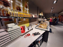 Atmosphère du Restaurant servant le petit-déjeuner Côté Macarons, boutique et salon de thé à Chamonix-Mont-Blanc - n°3