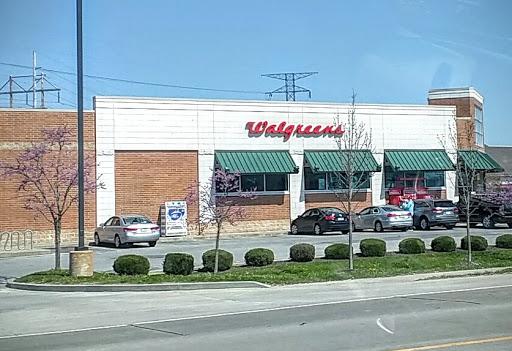Walgreens, 3800 Elm St, St Charles, MO 63301, USA, 