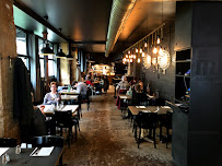 Atmosphère du Restaurant italien La Fabbrica Montmartre à Paris - n°14