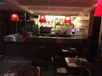 Atmosphère du Restaurant Le Massilia-Le Bouchon Biterrois à Béziers - n°9