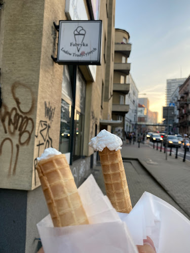 Fabryka Lodów Tradycyjnych Lodziarnia - Lodziarnia
