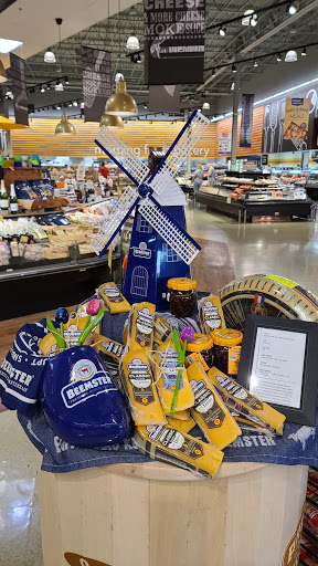 Shopping Mall «Crossroads Shopping Center», reviews and photos, 1525 U.S. 41, Schererville, IN 46375, USA