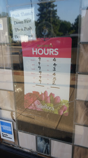 Florist «Enchanted Florist of Ypsilanti MI», reviews and photos, 46 E Cross St, Ypsilanti, MI 48198, USA