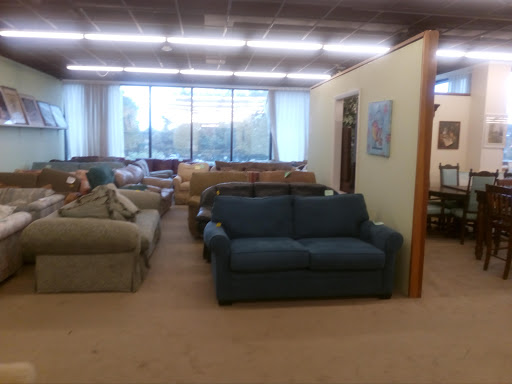 Thrift Store «American Thrift Store», reviews and photos, 5051 N University Dr, Lauderhill, FL 33351, USA