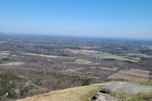 Hang Gliders Cliff (Thacher Park) image